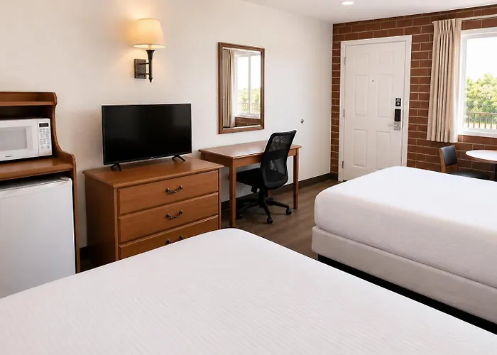 Days Inn By Wyndham Lake Point